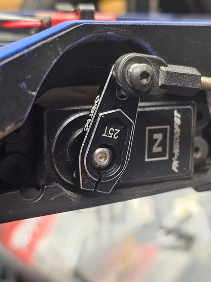 CMBT RC ALPHA ONE SERVO HORN - CMBT RC