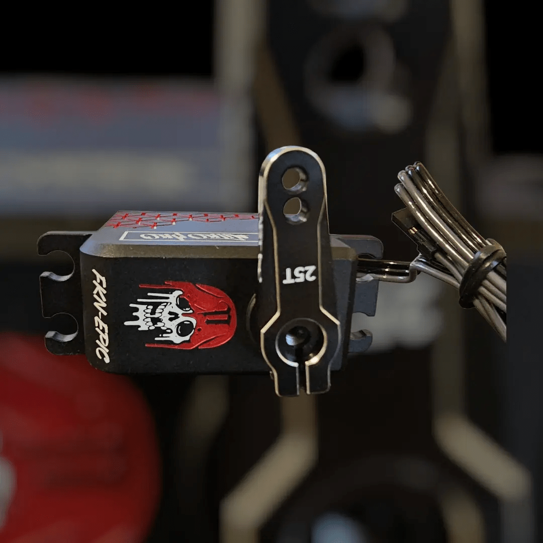 CMBT RC VICTORY SERVO HORN - CMBT RC